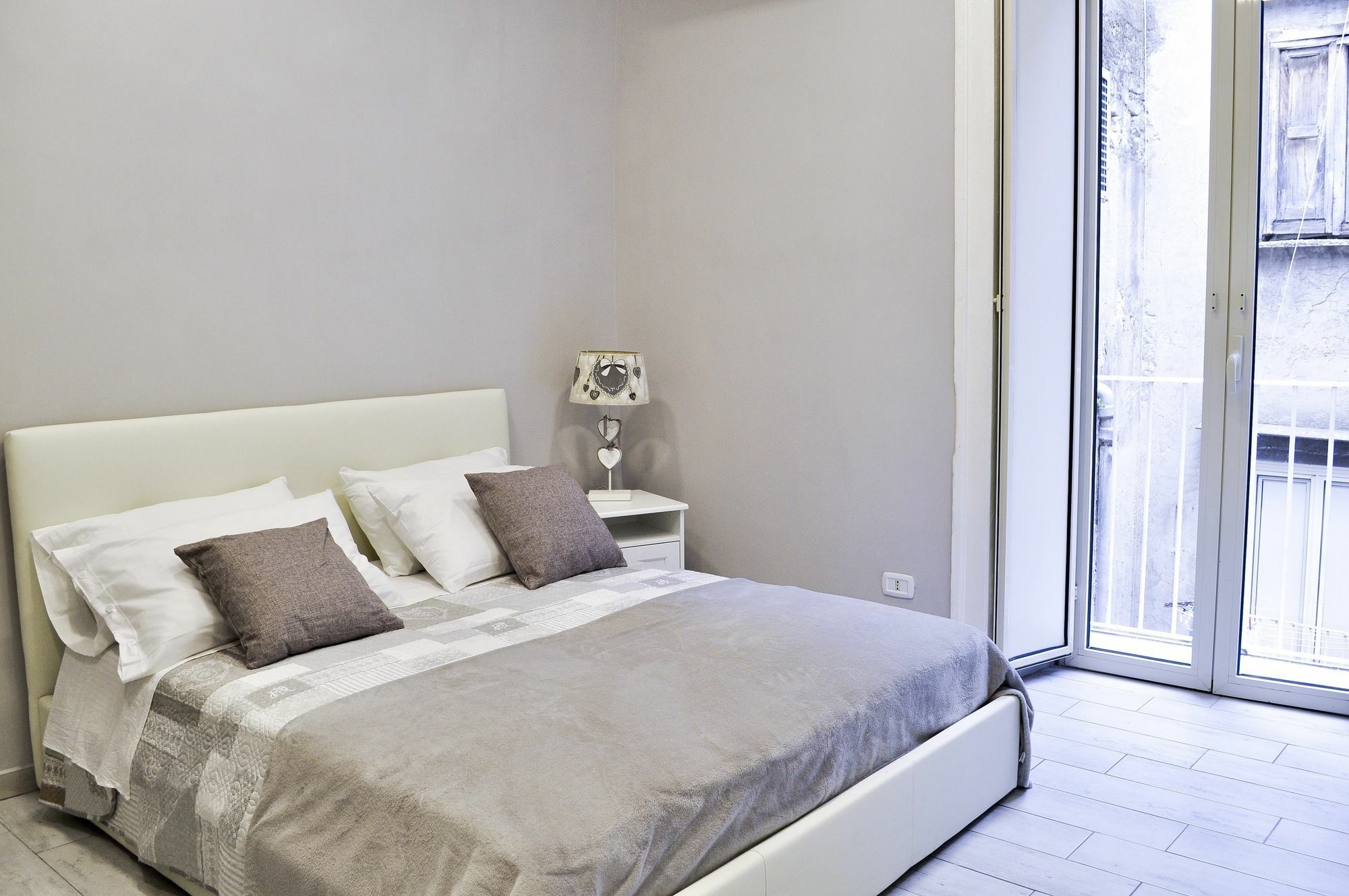 Discover Partenope Napoli Ngoại thất bức ảnh